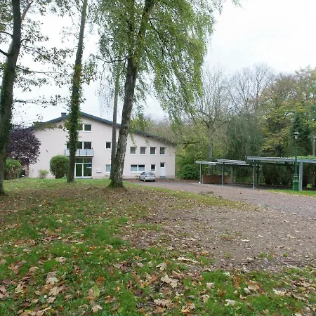 Modern Apartment in Ernzen with Balcony * Ernzen